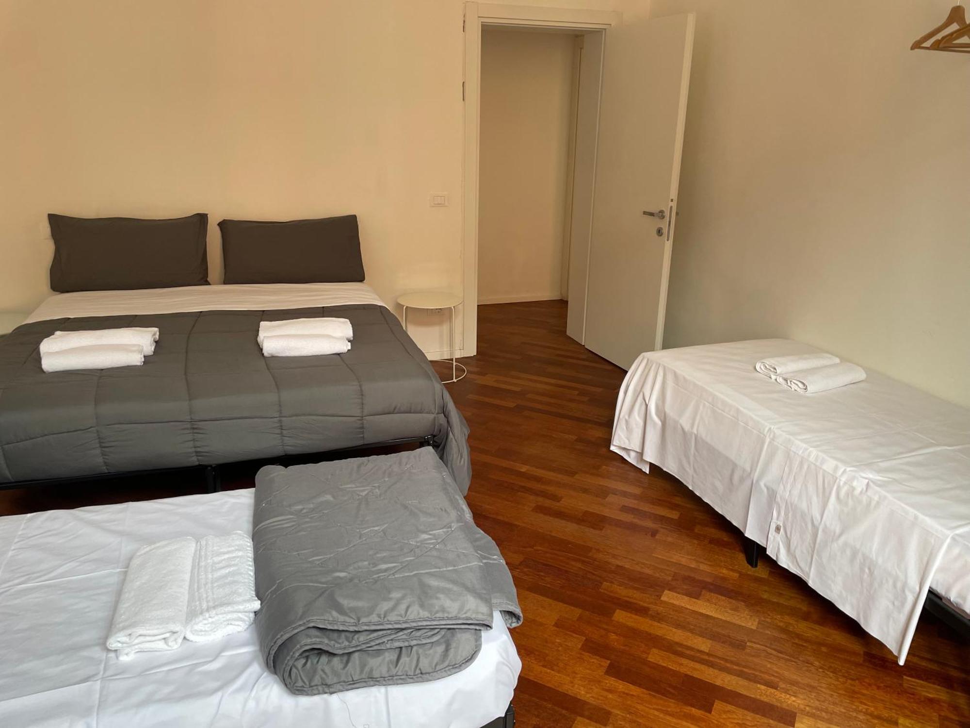 Whouse Large Suite Apartment Indipendenza 博洛尼亚 外观 照片